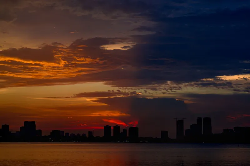 The Two Golden Windows: How Natural Light at Dawn and Dusk Can Redefine Your Photography