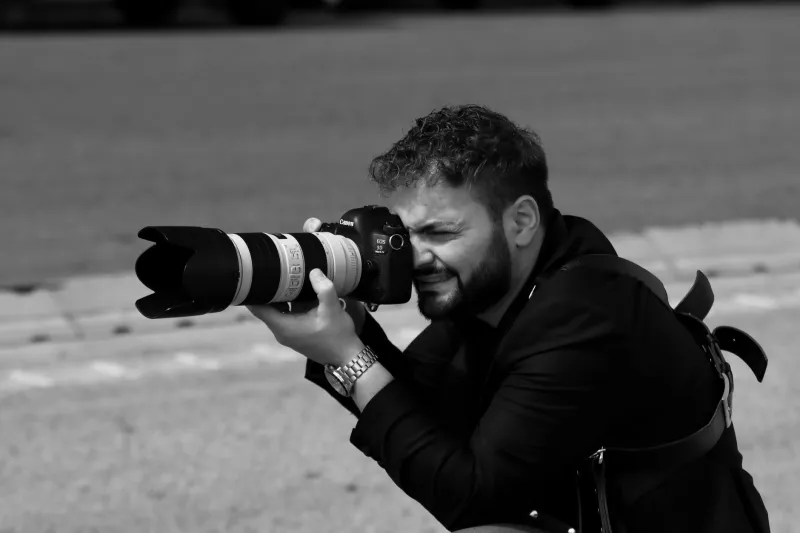 Reading the Room Before the Moment Arrives: The Psychology of Anticipatory Photography